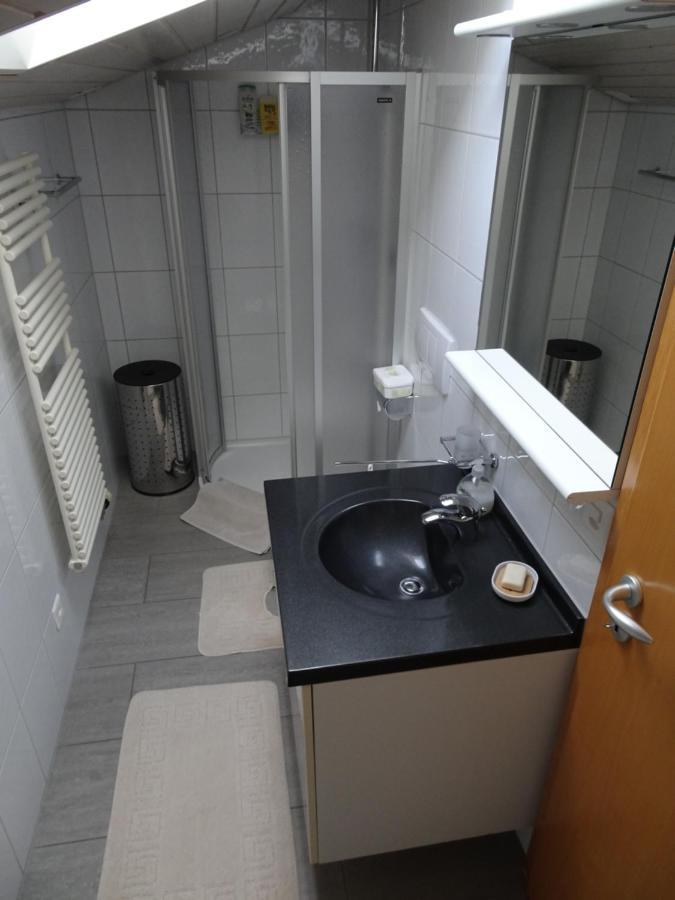 Bed and Breakfast No Such Thing Schwyz Esterno foto