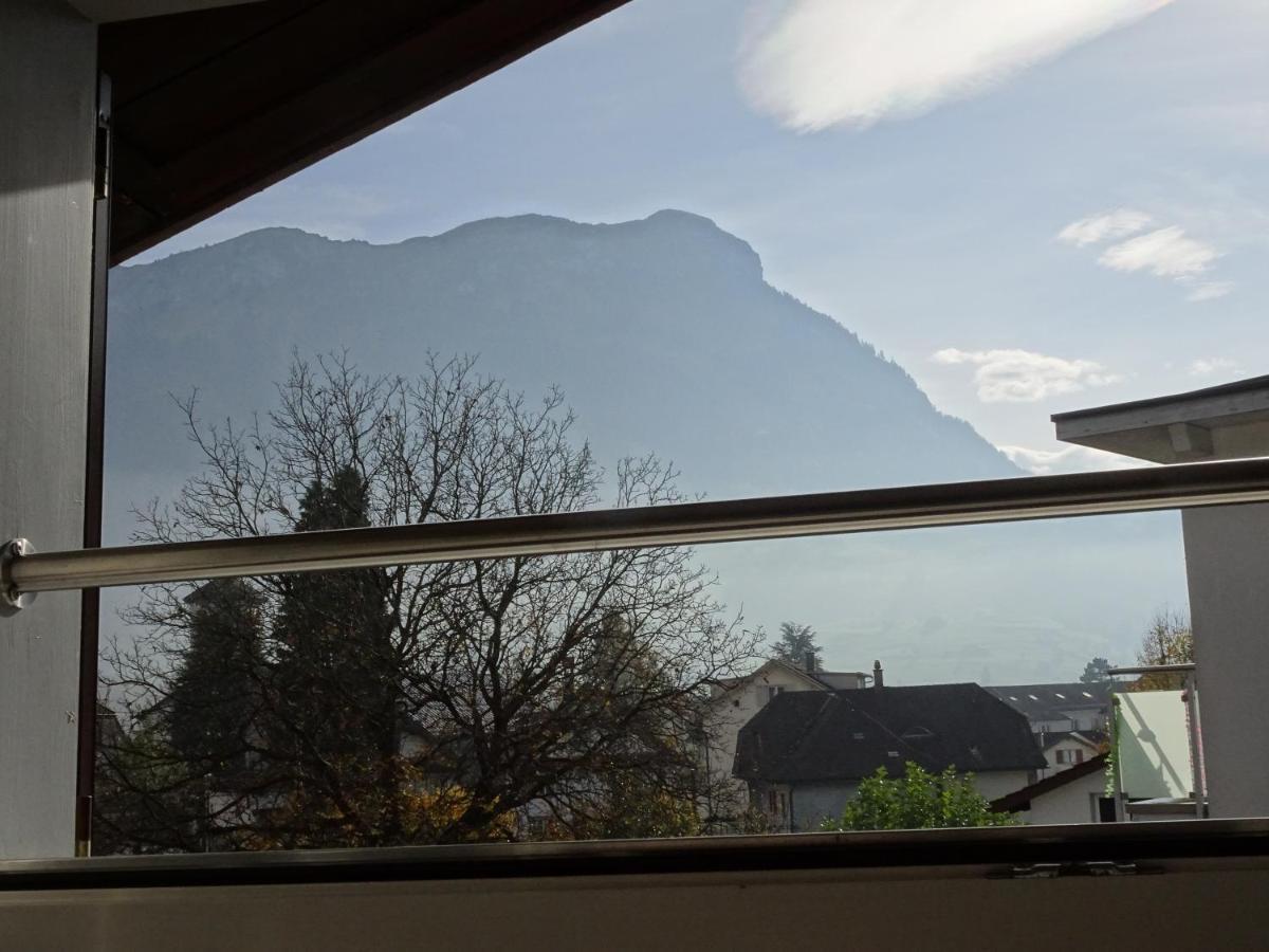 Bed and Breakfast No Such Thing Schwyz Esterno foto